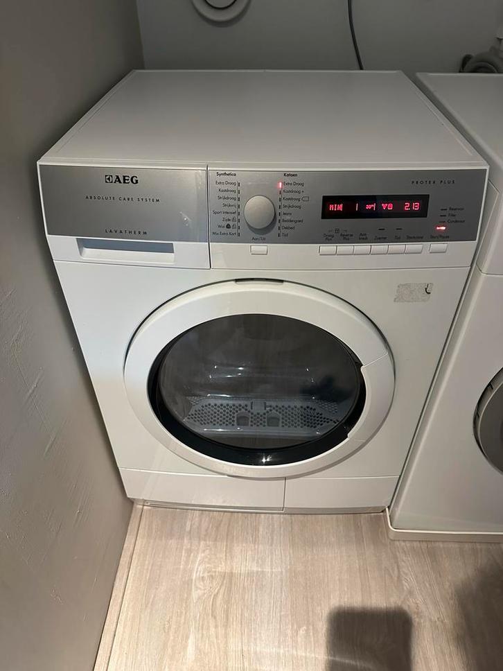 AEG droger - 5 jaar oud - Ophalen vanaf 24 okt, Witgoed en Apparatuur, Wasdrogers, Gebruikt, Condens, Voorlader, 6 tot 8 kg, 85 tot 90 cm