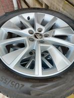 17 inch lichtmetalen Skoda velgen met All Season banden, Auto-onderdelen, Banden en Velgen, 205 mm, 17 inch, Banden en Velgen