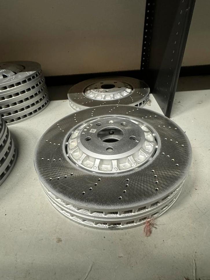 AUDI RSQ3/RS3 REMSCHIJVEN SET, Auto-onderdelen, Remmen en Aandrijving, Audi, Nieuw, Ophalen of Verzenden