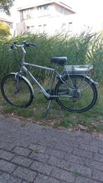 Treck elektrische herenfiets met zonnepaneel er op, Fietsen en Brommers, Fietsen | Heren | Herenfietsen, Ophalen of Verzenden