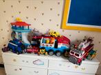 Veel paw patroll oa toren, brandweerwagen en dino rescue, Kinderen en Baby's, Speelgoed | Actiefiguren, Ophalen, Zo goed als nieuw