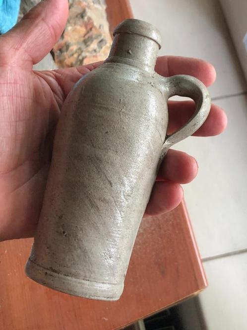 Bodemvondst HOLLAND steengoed kannetje 16/17e eeuw intact!, Antiek en Kunst, Curiosa en Brocante, Ophalen of Verzenden