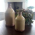 2 kruiken - geglazuurd, Huis en Inrichting, Overige kleuren, Aardewerk of Porselein, Ophalen of Verzenden, Zo goed als nieuw