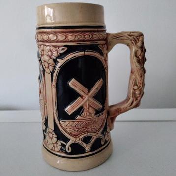 Bierpul,Volendam,cremekleur,geglazuurd,Keramiek,bier,beker beschikbaar voor biedingen