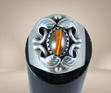 Prachtige NAVAJO zilveren TIJGEROOG ring M16,5/17! beschikbaar voor biedingen