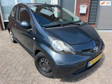 Toyota Aygo 1.0-12V + / Airco beschikbaar voor biedingen