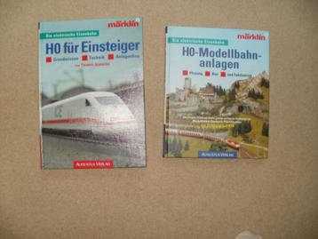 2xMarklin Ho fotoboek met vele afbeeldingen van lokomotieven beschikbaar voor biedingen