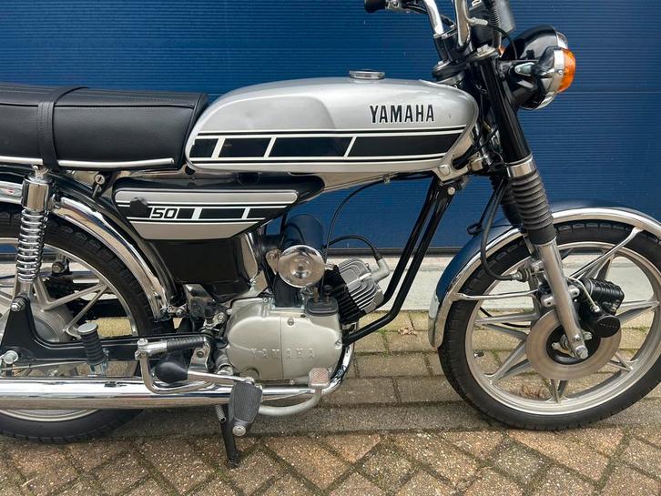 Yamaha FS1 1J5 DX met verchroomd frame en kenteken, Fietsen en Brommers, Brommers | Oldtimers, Yamaha, Maximaal 45 km/u, Ophalen