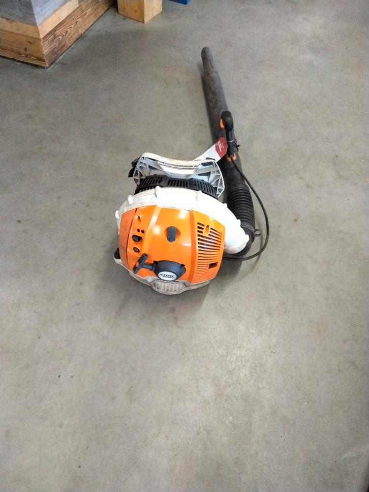 Stihl BR600 Rugbladblazer - Krachtig!, Tuin en Terras, Bladblazers, Gebruikt, Ruggedragen, Benzine, Ophalen of Verzenden