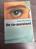 De co assistent - Anne Hermans, Ophalen of Verzenden, Zo goed als nieuw, Nederland