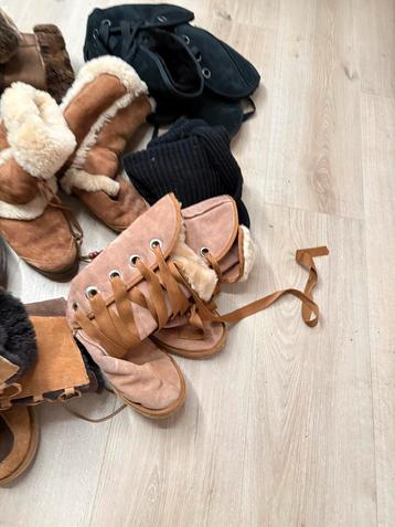 Grote partij UGG UGGS. Maat 39/40 nieuw los te koop of alles beschikbaar voor biedingen
