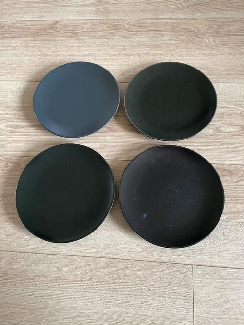 IKEA Dinera servies, Huis en Inrichting, Keuken | Servies, Zo goed als nieuw, Bord(en), Wedgwood, Aardewerk, Ophalen
