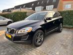 Volvo XC60 D5 AWD Zwart – 2011 – Dealeronderhouden, Auto's, Volvo, Automaat, 15 km/l, 1715 kg, Zwart