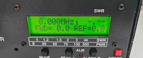 MFJ-826B Digital SWR/Watt meter, Telecommunicatie, Zenders en Ontvangers, Zo goed als nieuw, Zender en Ontvanger, Ophalen