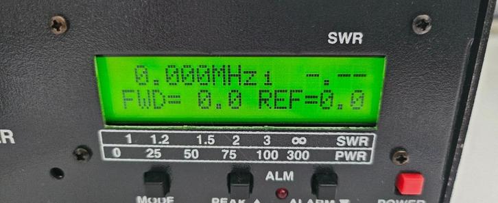 MFJ-826B Digital SWR/Watt meter, Telecommunicatie, Zenders en Ontvangers, Zo goed als nieuw, Zender en Ontvanger, Ophalen