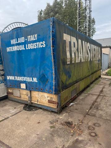 Opslagbak / container beschikbaar voor biedingen