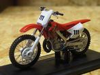 Honda CR250R 1:18 Maisto, Hobby en Vrije tijd, Modelauto's | 1:18, Maisto, May Cheong Group France S.A.S., Nieuw, Ophalen of Verzenden