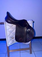 Daaleman spring zadel 17,5 inch, Dieren en Toebehoren, Ophalen, Zo goed als nieuw
