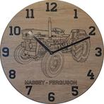 Themaklok met een Massey Ferguson 135 tractor als thema, Ophalen of Verzenden, Nieuw, Wandklok
