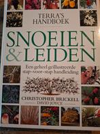 Terra's Handboek Snoeien & Leiden - Tuinieren, Ophalen of Verzenden, Zo goed als nieuw, Christopher Brickell, David Joyce, Tuinieren en Tuinplanten