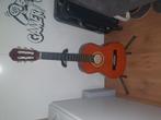 gitaar met standaard en kleine gitaar, Muziek en Instrumenten, Snaarinstrumenten | Gitaren | Akoestisch, Ophalen of Verzenden
