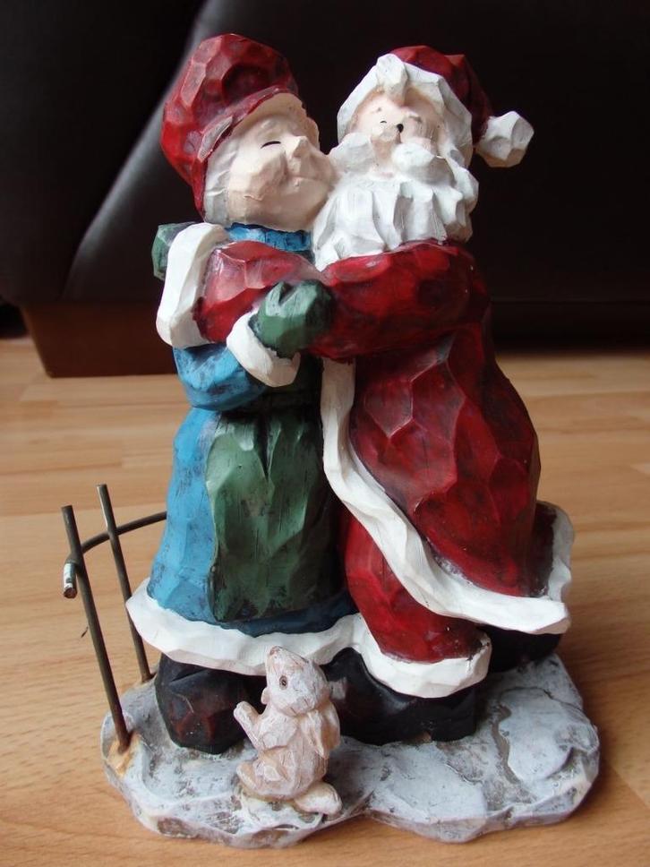 Beeldje kerstman en kerstvrouw, Diversen, Kerst, Gebruikt, Ophalen