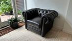Chesterfield clubchair fauteuil stoel zwart leer, Huis en Inrichting, Stoelen, Ophalen