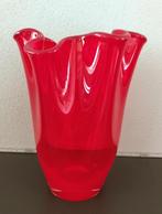 Murano  Zakdoek / Plooi Vaas, Huis en Inrichting, Woonaccessoires | Vazen, Ophalen of Verzenden, Minder dan 50 cm, Rood, Glas