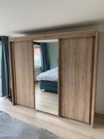 Kleding kast, Huis en Inrichting, Eikenhout, Ophalen of Verzenden, Zo goed als nieuw, 200 cm of meer