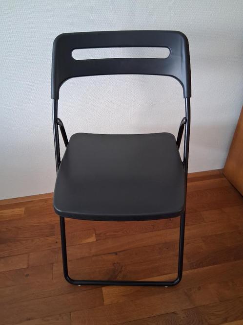 Klapstoelen Ikea Nisse **Gereserveerd**, Huis en Inrichting, Stoelen, Zo goed als nieuw, Kunststof, Zwart, Ophalen