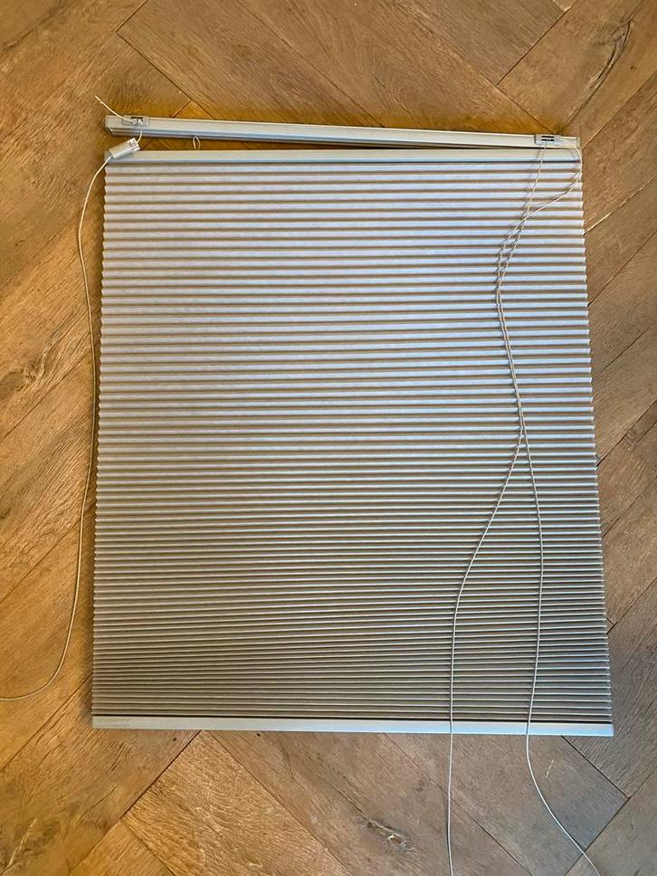 Veneta bottom up-top down plisse gordijn grijs/wit 620x100, Huis en Inrichting, Stoffering | Gordijnen en Lamellen, Gebruikt, 100 tot 150 cm