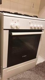 Mooie bosch gasfornuis met oven, Zo goed als nieuw, Gas, 85 tot 90 cm, 4 kookzones