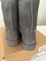 UGG Grey dames size 38 (authentiek), Kleding | Dames, Schoenen, Grijs, Ophalen of Verzenden, Zo goed als nieuw, UGG