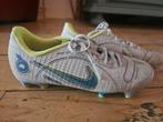 Mooie Nike voetbalschoenen maat 31,5, Sport en Fitness, Voetbal, Maat XS of kleiner, Ophalen of Verzenden, Gebruikt, Schoenen