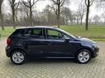 Volkswagen Polo 1.2-12V BlueMotion Comfortline | STOELVERWAR, Auto's, Volkswagen, Voorwielaandrijving, Euro 5, Gebruikt, Zwart