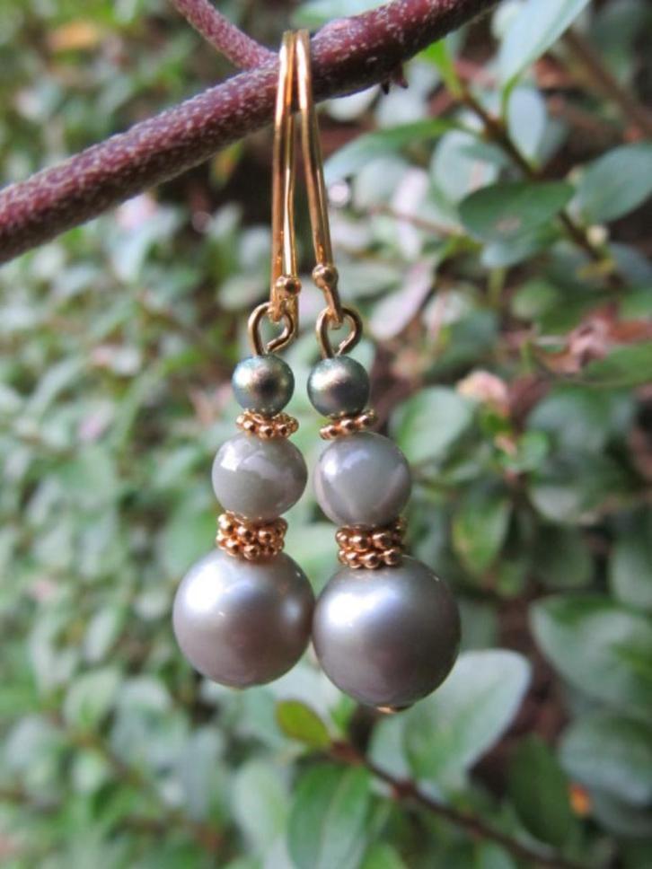 Oorbellen Lucky Soft Green jade-swarovski parel goud, Sieraden, Tassen en Uiterlijk, Oorbellen, Nieuw, Hangers, Goud, Groen, Ophalen