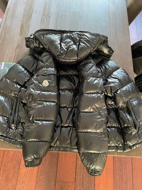 Moncler maya jas, Kleding | Heren, Jassen | Winter, Zo goed als nieuw, Maat 46 (S) of kleiner, Zwart, Ophalen of Verzenden