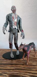 Resident Evil zombie, NECA, 2006, met zombie hond, Ophalen of Verzenden, Zo goed als nieuw