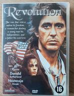 Revolution, Ophalen of Verzenden, Zo goed als nieuw