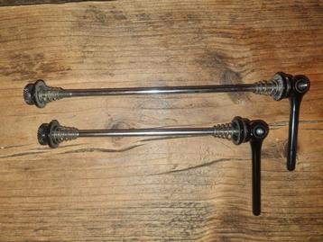 Snelspanner / quickrelease set beschikbaar voor biedingen