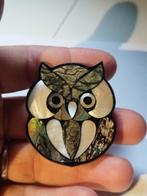 Parelmoer broche uil, Sieraden, Tassen en Uiterlijk, Broches, Overige materialen, Zwart, Zwanensingel 239, Zo goed als nieuw