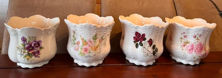 Set van 4 Engelse vitage brocante bloempotten 1950–1970, Antiek en Kunst, Antiek | Vazen, Ophalen