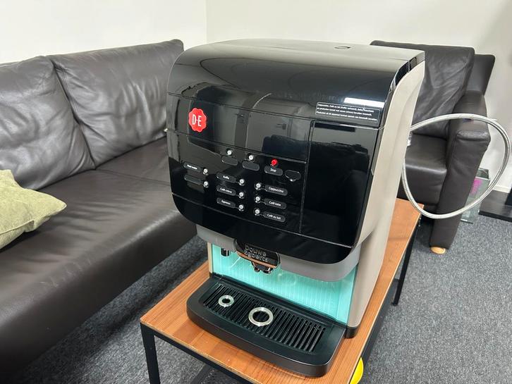 Douwe Egberts Koffiemachine, Witgoed en Apparatuur, Koffiezetapparaten, Gebruikt, Koffiebonen, Koffiemachine, 10 kopjes of meer