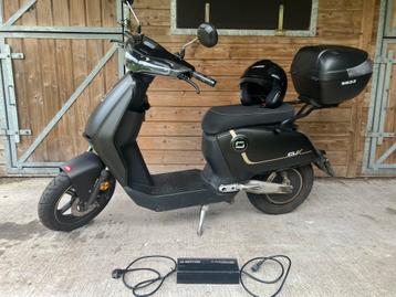 Electrische scooter, super Soco beschikbaar voor biedingen