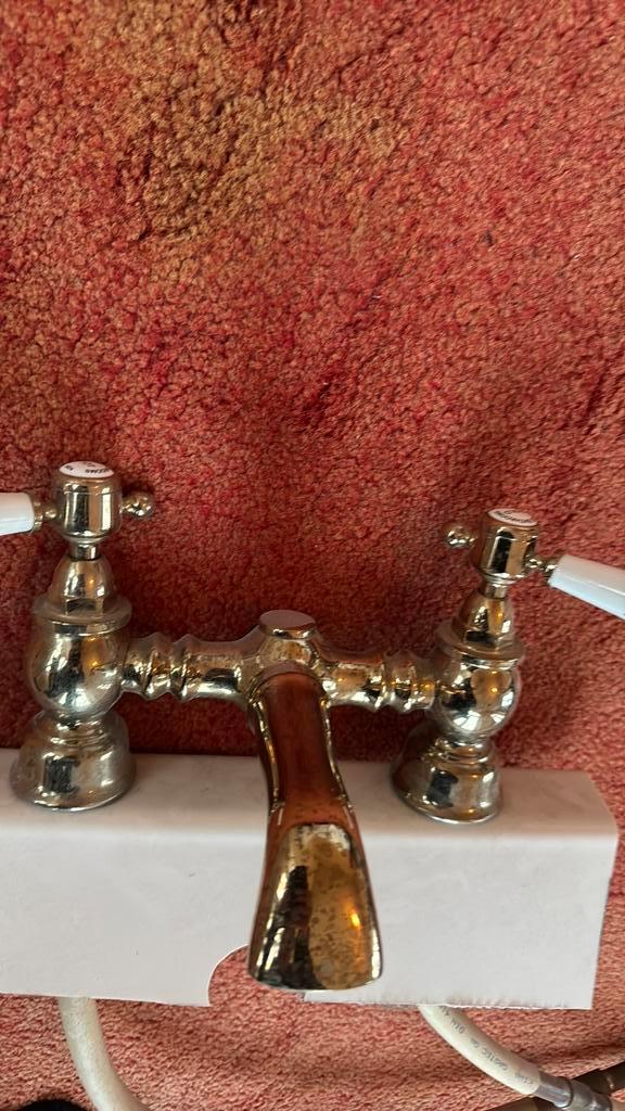 Ligbad Kraan - Klassiek Design  messing, Huis en Inrichting, Badkamer | Complete badkamers, Gebruikt, Ophalen