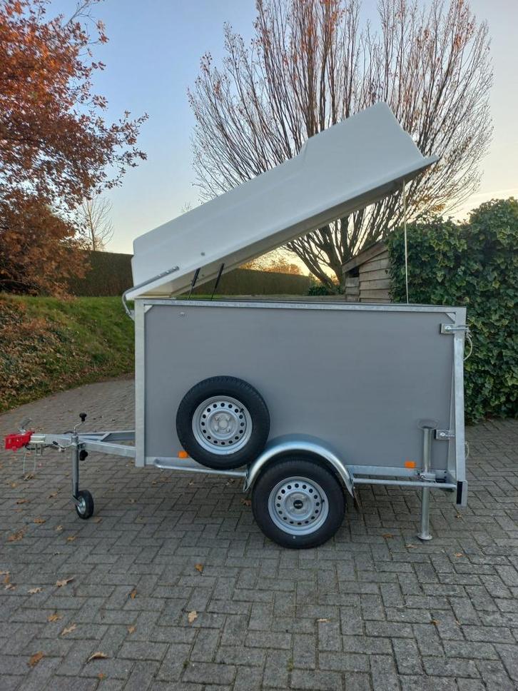 Gesloten aanhanger bouwjaar 2023  en bijna niet gebruikt, Auto diversen, Aanhangers en Bagagewagens, Zo goed als nieuw, Ophalen
