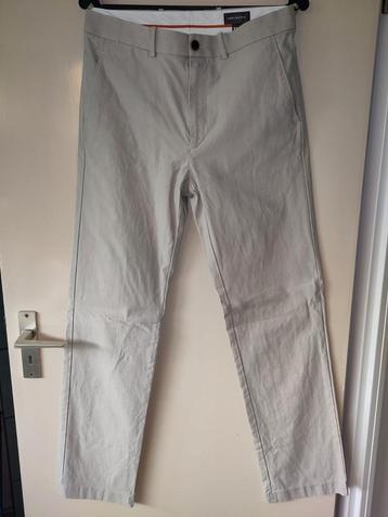 Dockers Beige Nette Broek Maat 32/34 beschikbaar voor biedingen