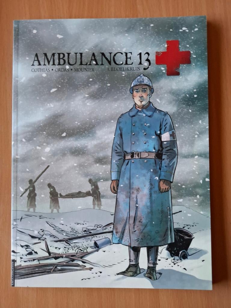 Saga uitgaven - Ambulance 13 - Volledige reeks - SC, Boeken, Complete serie of reeks, Ophalen of Verzenden, Zo goed als nieuw