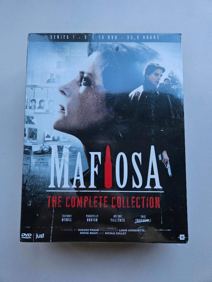 🎁 Mafiosa - the complete collection - sealed 🎁, Cd's en Dvd's, Dvd's | Tv en Series, Nieuw in verpakking, Actie en Avontuur