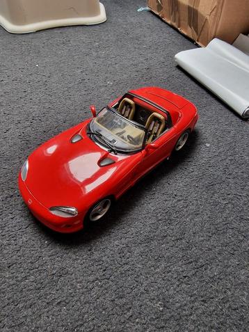 1:18 Bburago Dodge viper R/10  beschikbaar voor biedingen